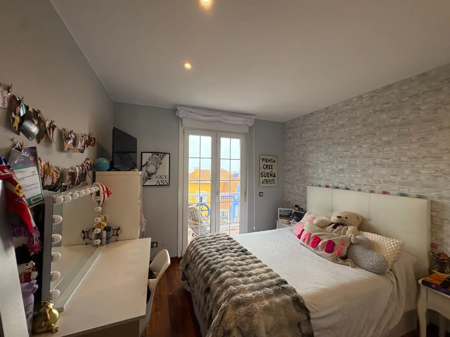 Schlafzimmer von Einfamilien-Reihenhaus zum Verkauf in Carreño mit Heizung, Parkett und Terrasse