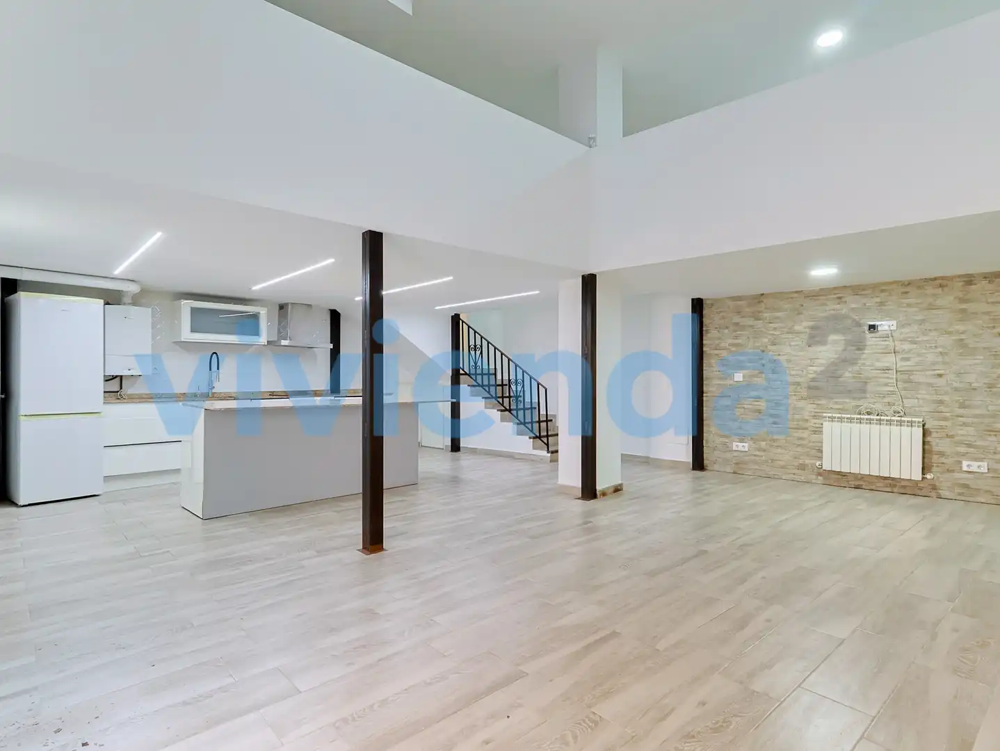 Piso en venta en Madrid con Calefacción y Balcón