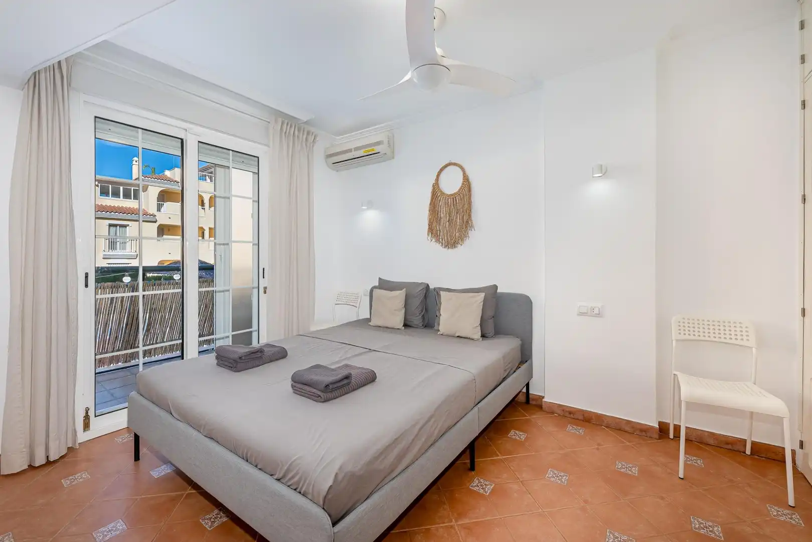 Apartament amb piscina en venda a Calle ALMUÑECAR, imagen 16