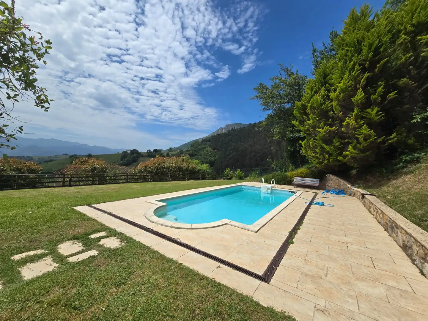 Casa amb piscina en venda a Parres, imagen 33