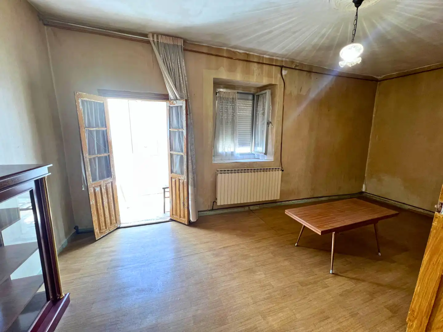 Living room of Flat for sale in Valdeolea  with Furnished