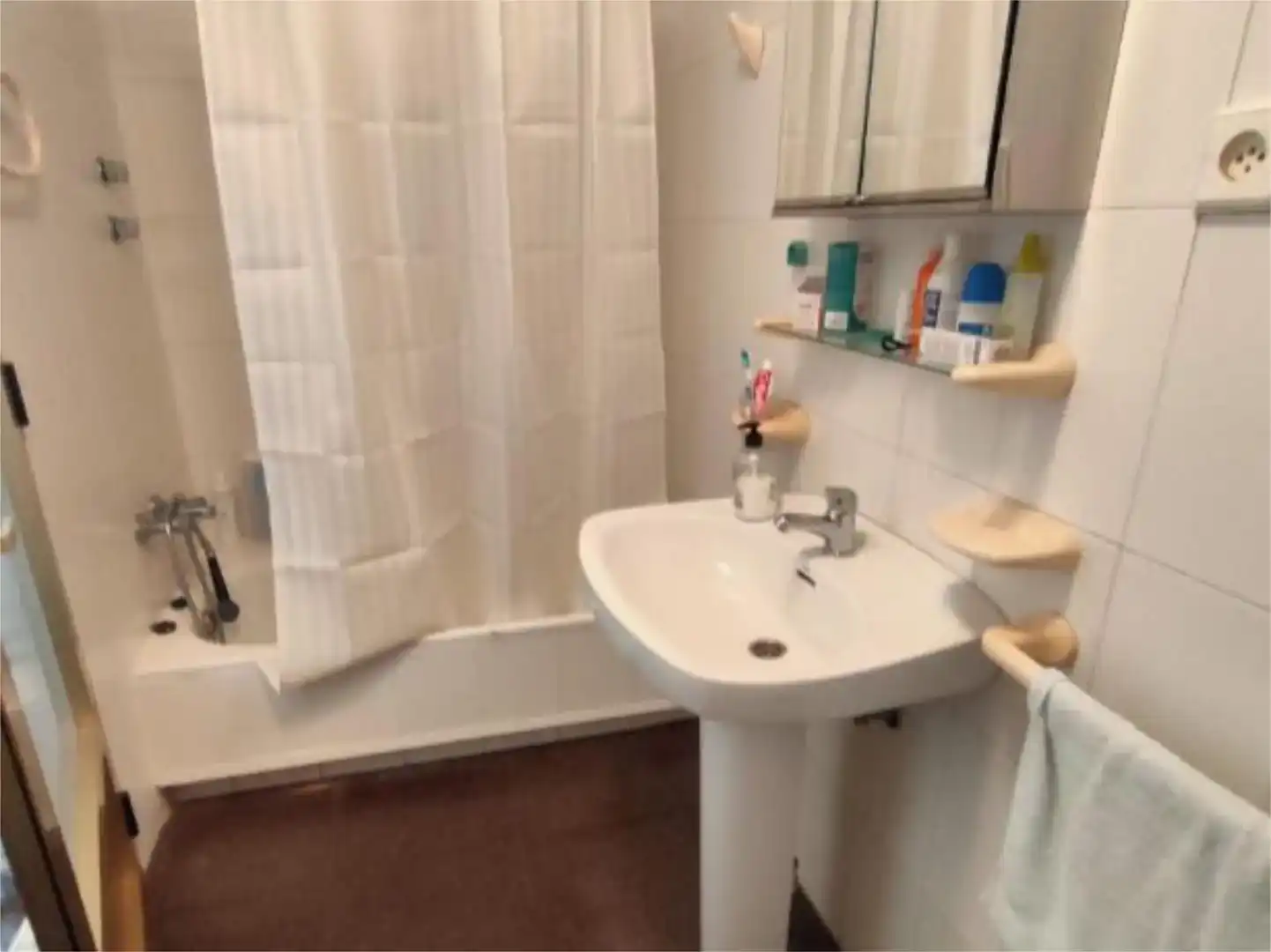Bathroom of Commercial properties for rent in Monóvar  / Monòver  with Air Conditioner and Furnished