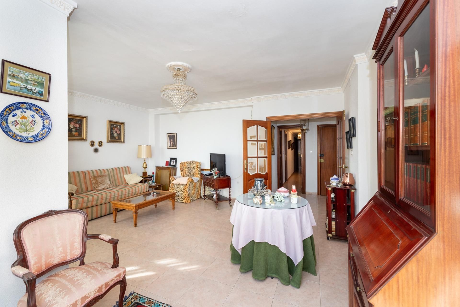 Sala d'estar de Pis en venda en  Granada Capital amb Aire condicionat i Calefacció