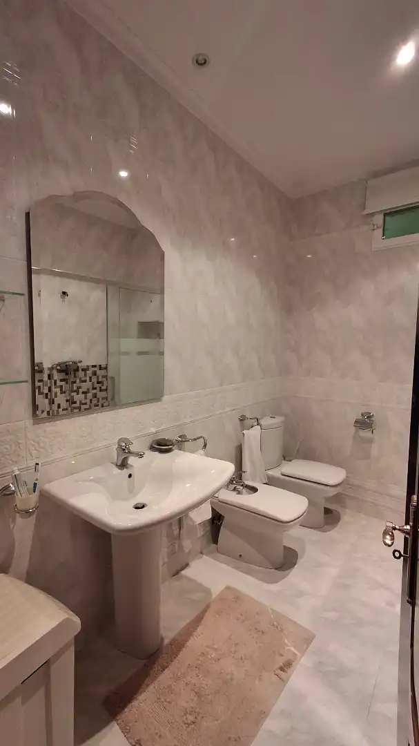 Baño de Casa o chalet en venta en A Pobra do Caramiñal con Aire acondicionado, Calefacción y Jardín privado
