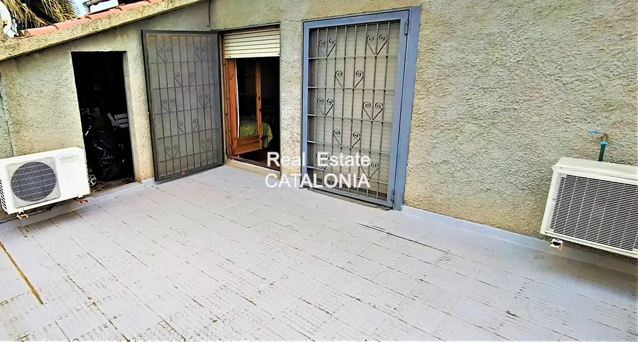 Vista exterior de Casa o xalet en venda en Lloret de Mar amb Aire condicionat, Calefacció i Jardí privat