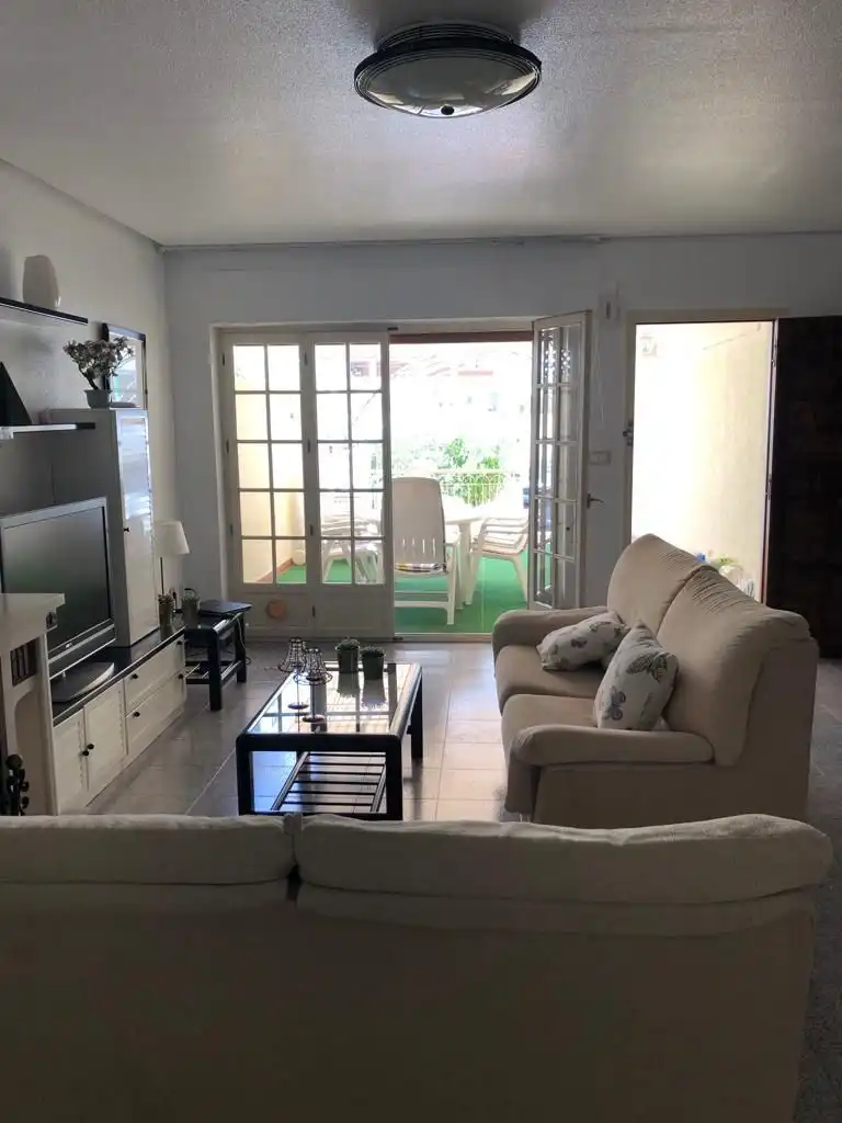 Casa adosada en venta en Calas Santiago Bernabéu