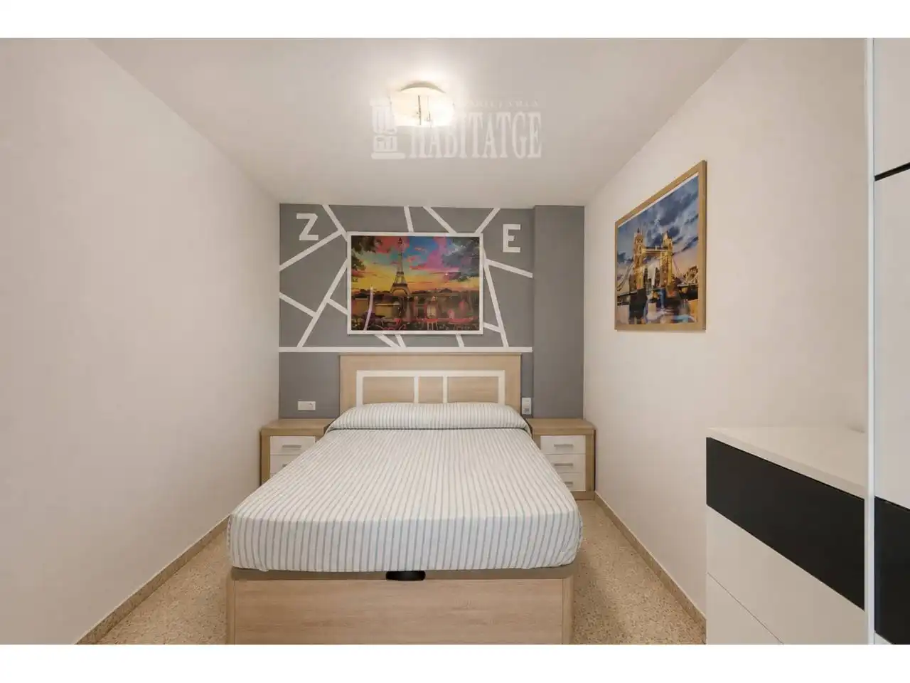 Habitación de Piso en venta en Vic con Calefacción y Balcón