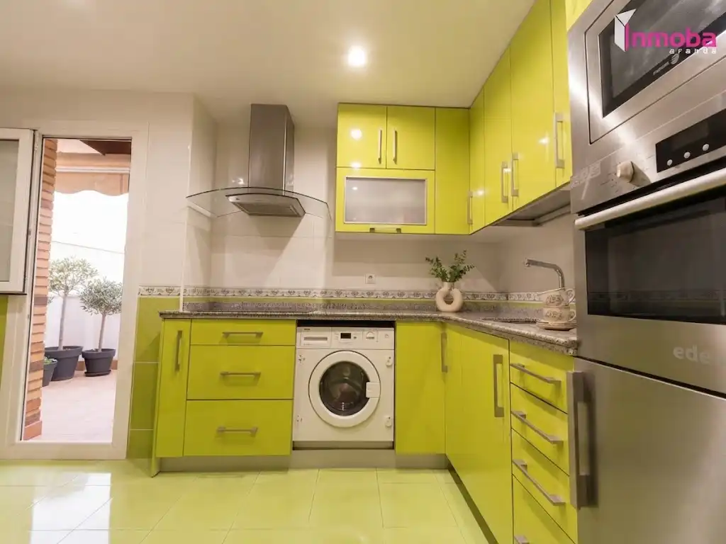 Piso con terraza en venta en Avenida Castilla, imagen 12