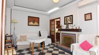 Living room of Single-family semi-detached for sale in  Sevilla Capital