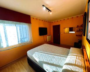 Bedroom of Flat for sale in Pontevedra Capital   with Heating