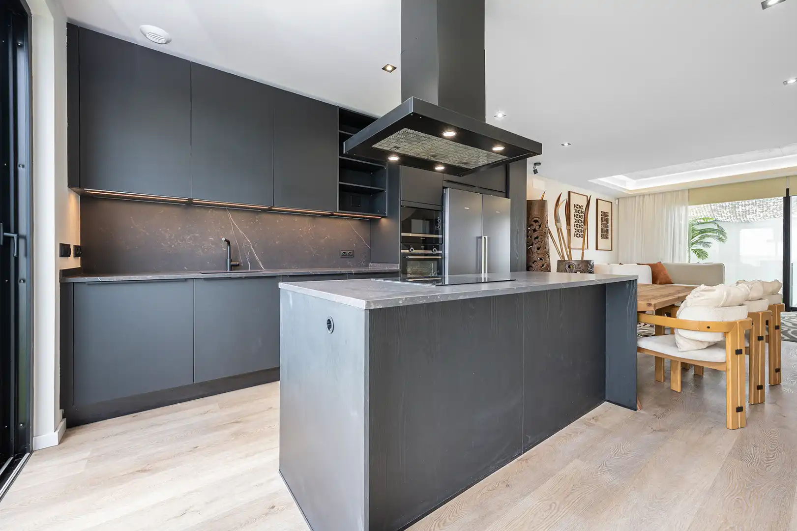 Kitchen of Detached homes for sale in Las Palmas de Gran Canaria  with Air Conditioner, Terrace and Storage room