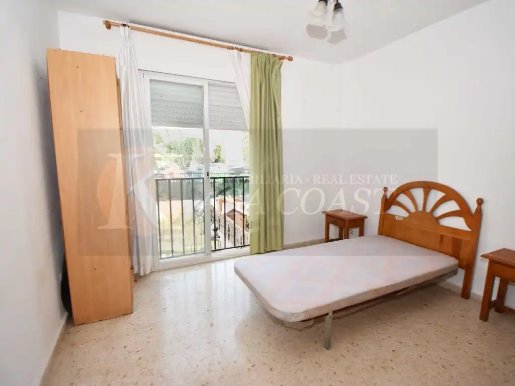 Casa adosada en venta en Los Boliches
