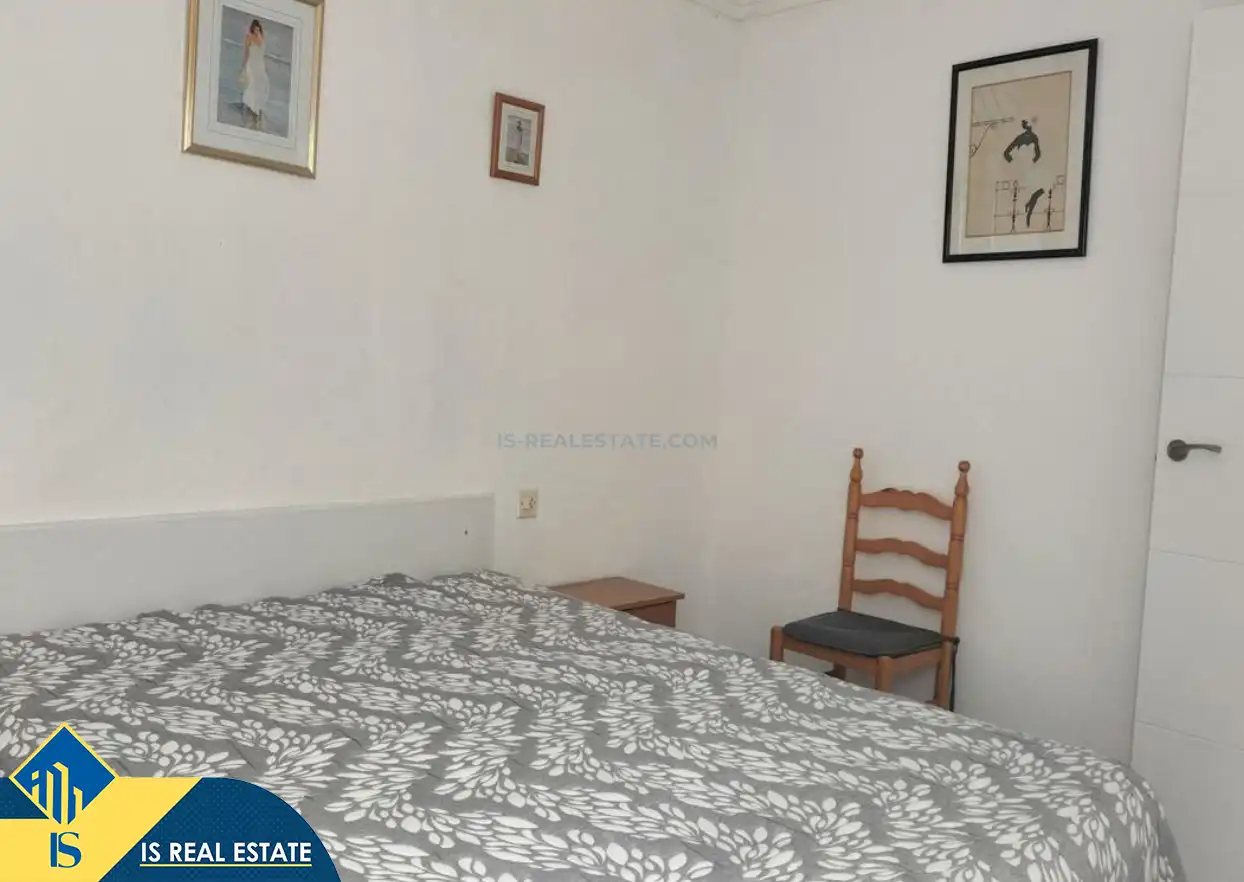Habitación de Casa o chalet en venta en Torrevieja con Aire acondicionado, Calefacción y Jardín privado