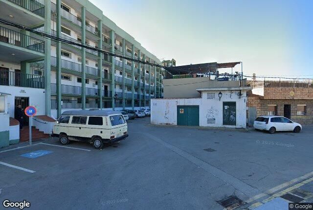 Vista exterior de Pis en venda en San Roque amb Piscina