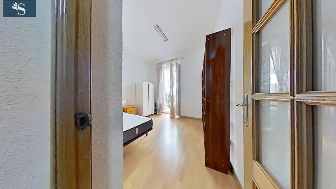 Habitación de Apartamento de alquiler en Madrid con Balcón y Alarma