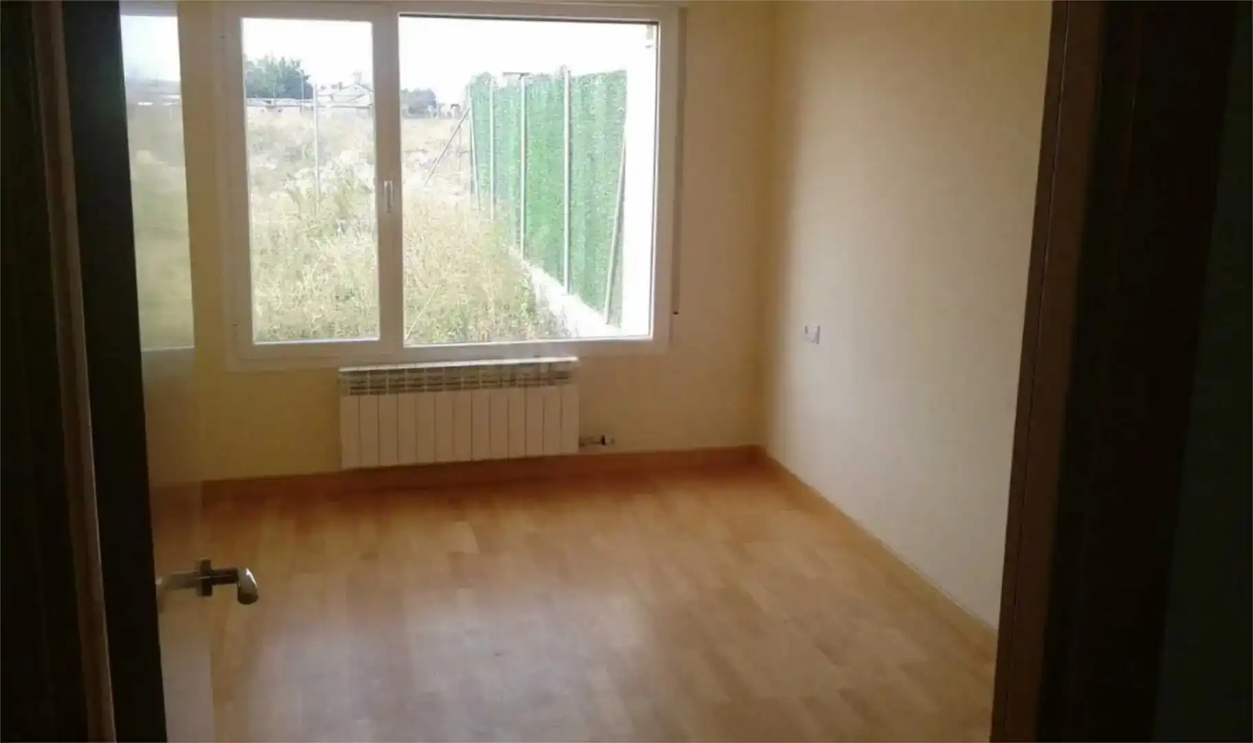 Dormitori de Casa o xalet en venda en Almazán amb Jardí privat i Parquet