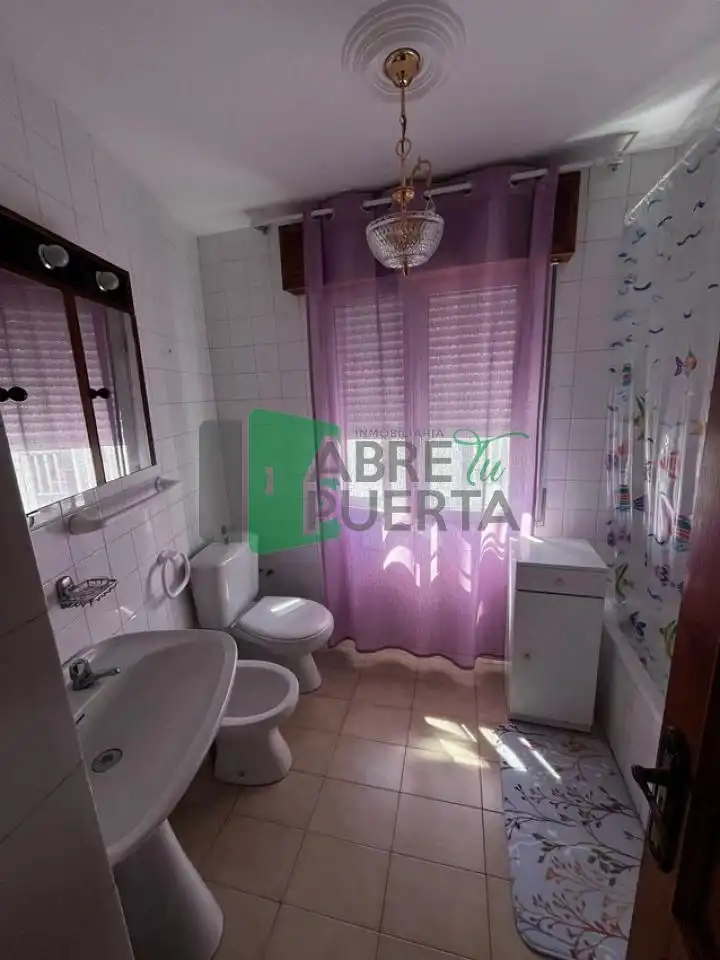 Bany de Casa o xalet en venda en Castro Caldelas amb Calefacció i Traster