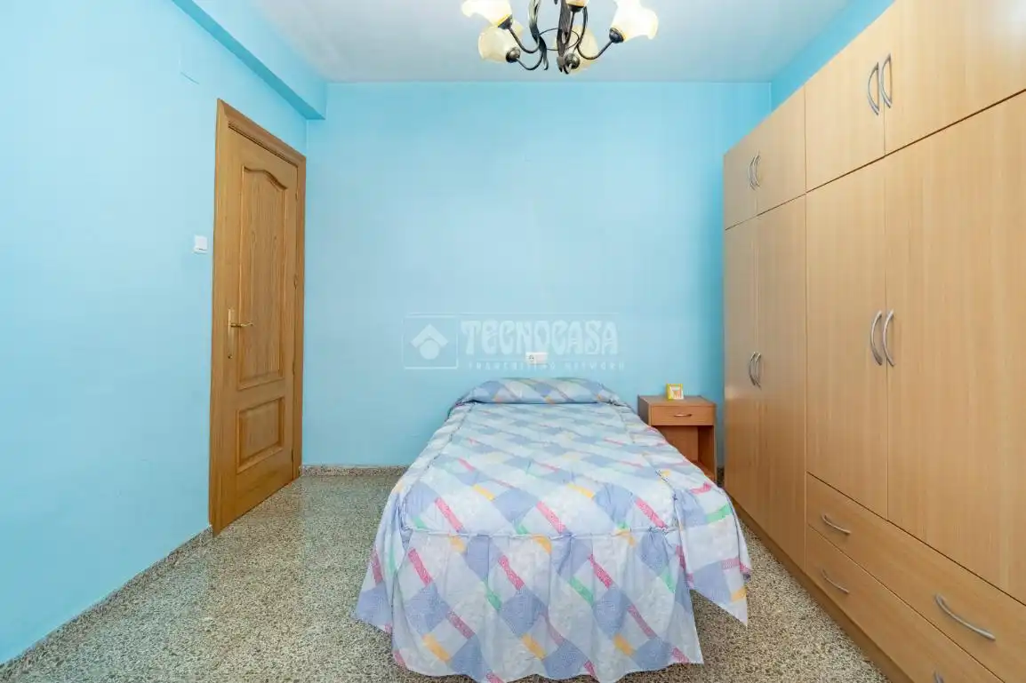Bedroom of Flat for sale in Granada  with Terrace and Balcony