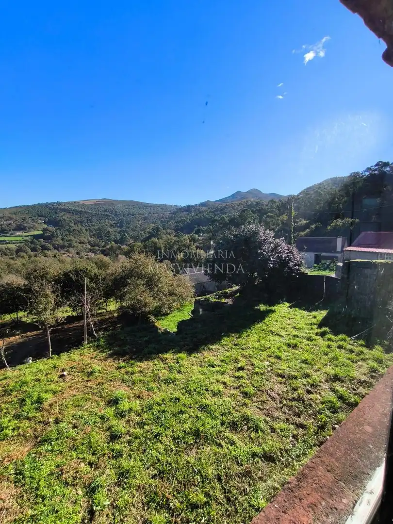 Houses for sale in Fornelos de Montes  with Private garden and Storage room