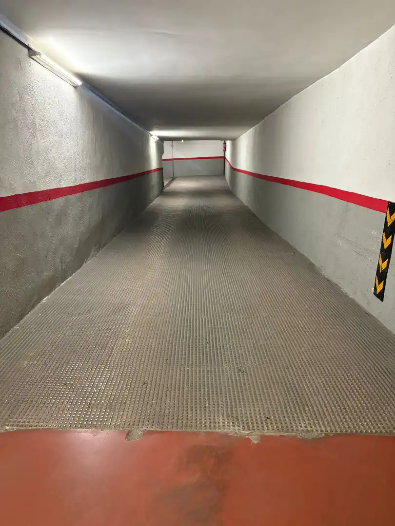 Garage zum Verkauf in Avenida Pedro de Mendoza y Luján, 41, Guadix