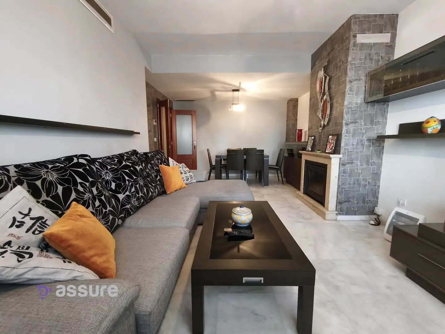 Sala de estar de Casa adosada en venta en Huelva con Aire acondicionado, Calefacción y Jardín privado