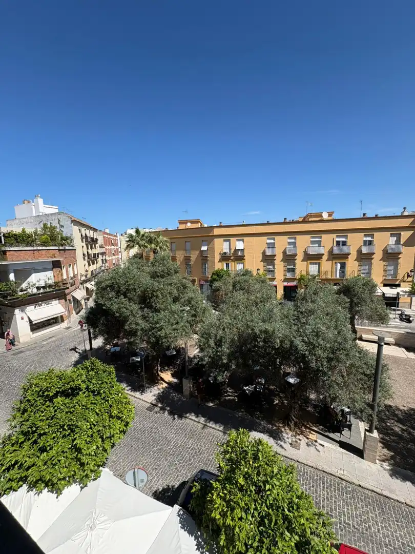 Außenansicht von Wohnung zum Verkauf in Jerez de la Frontera mit Klimaanlage, Heizung und Parkett
