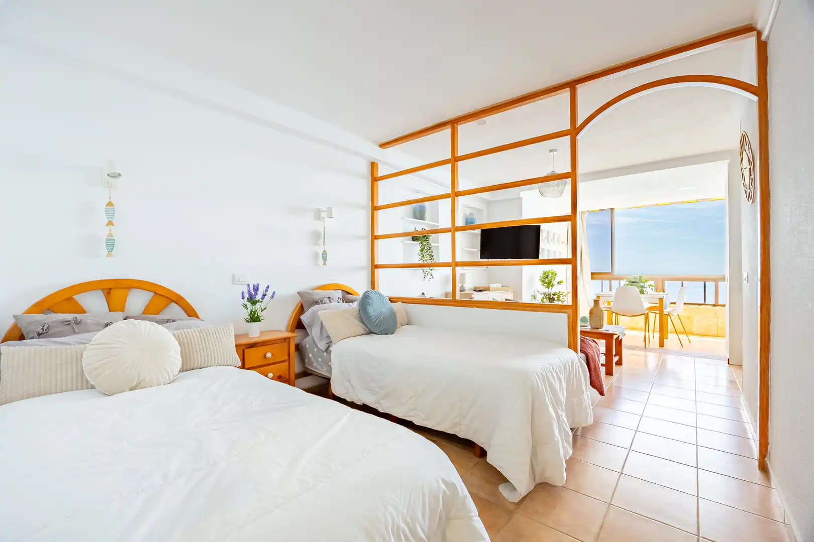 Bedroom of Flat for sale in Mogán  with Furnished