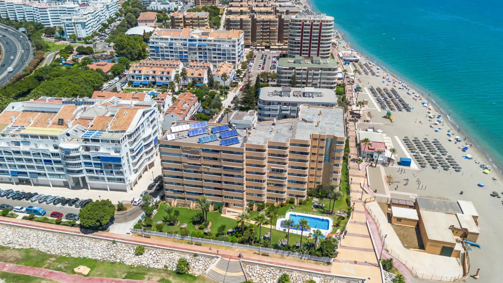 Vista exterior de Pis en venda en Fuengirola amb Aire condicionat, Calefacció i Terrassa