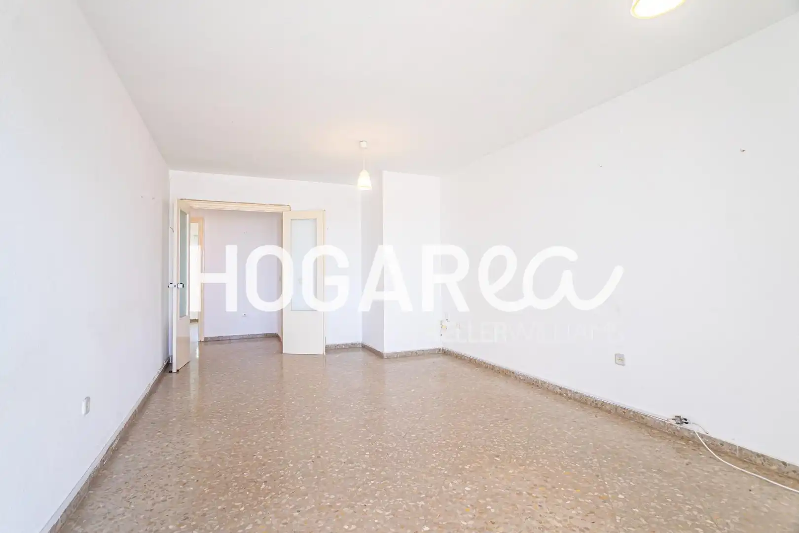 Living room of Flat for sale in Málaga  with Air Conditioner, Heating and Terrace