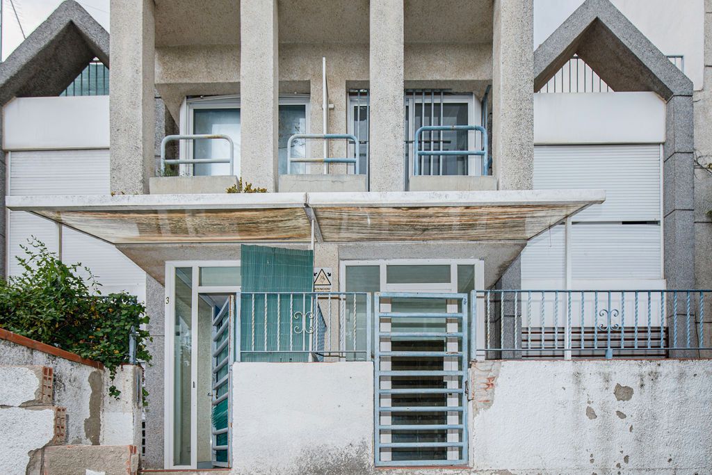 House or chalet for sale in C/ Avinyonet, Parc Bosc - Castell