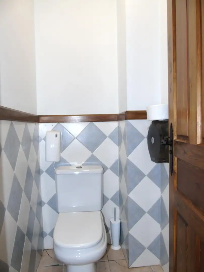 Local de alquiler en Castañeda