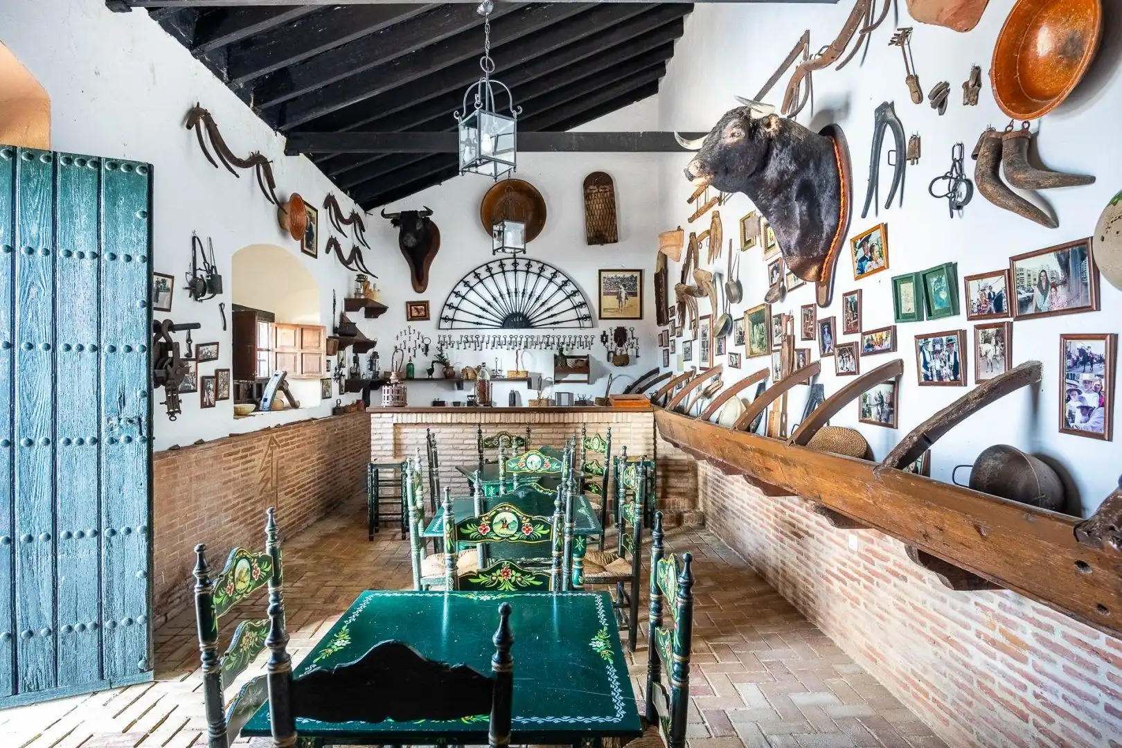 Country homes for sale in Carmona  with Air Conditioner, Terrace and Storage room
