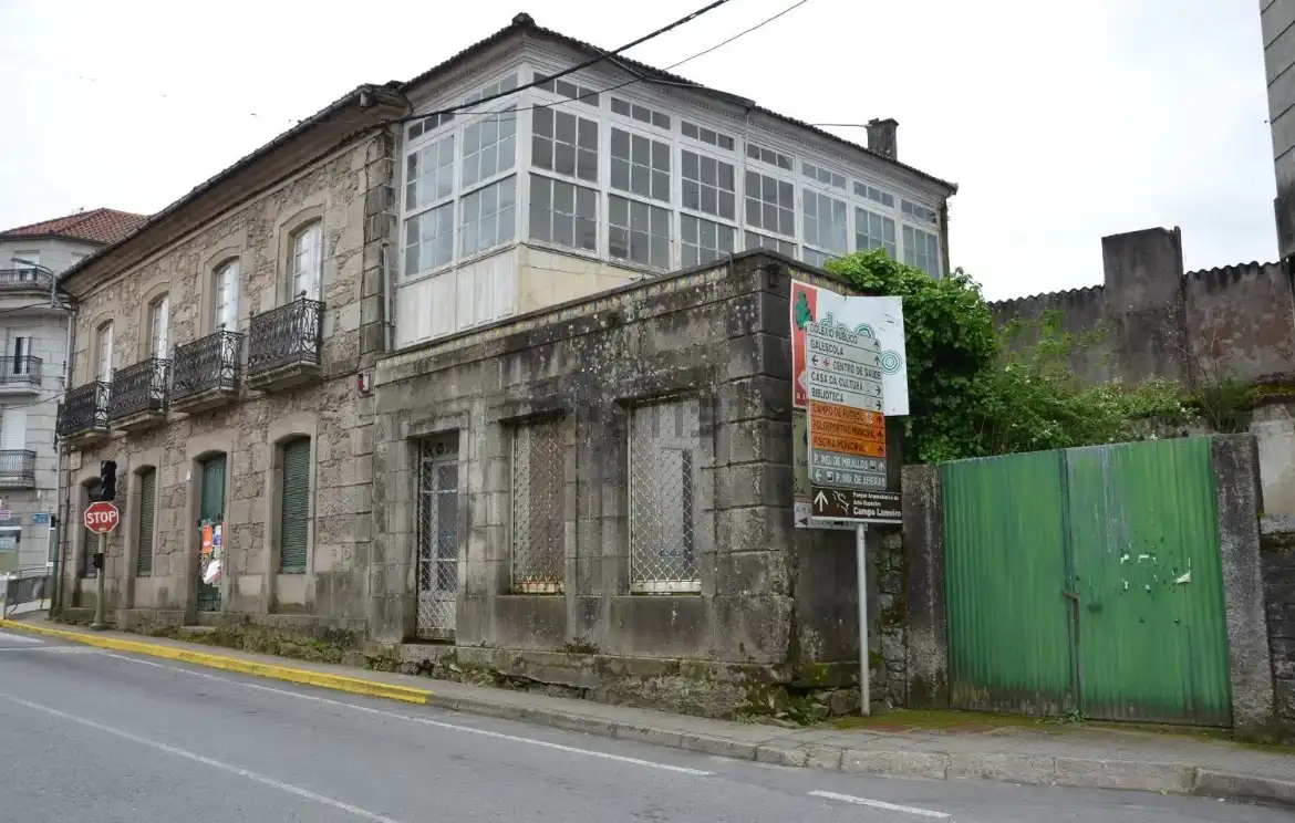 Casa amb terrassa en venda a Rúa Doctor Batallan