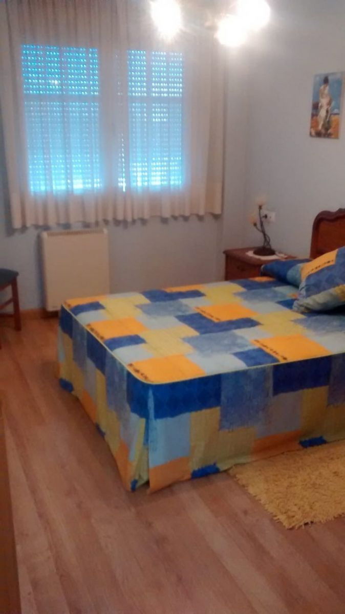 Habitación de Piso de alquiler en Ponferrada con Amueblado