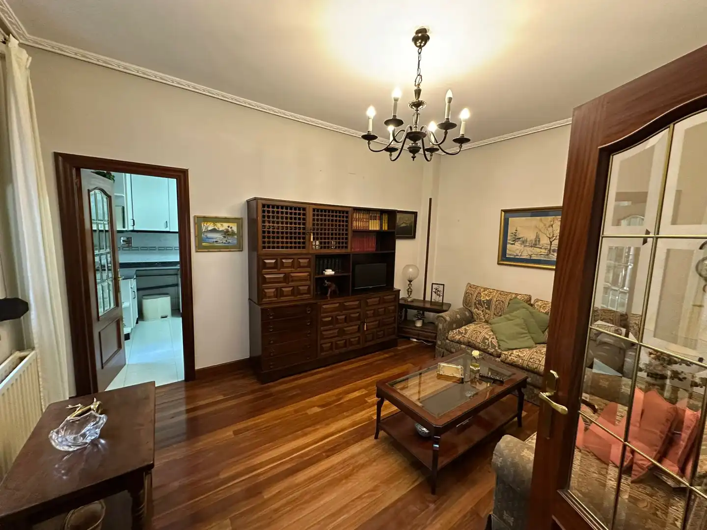 Living room of Flat for sale in Bilbao   with Oven, Washing machine and Balcony
