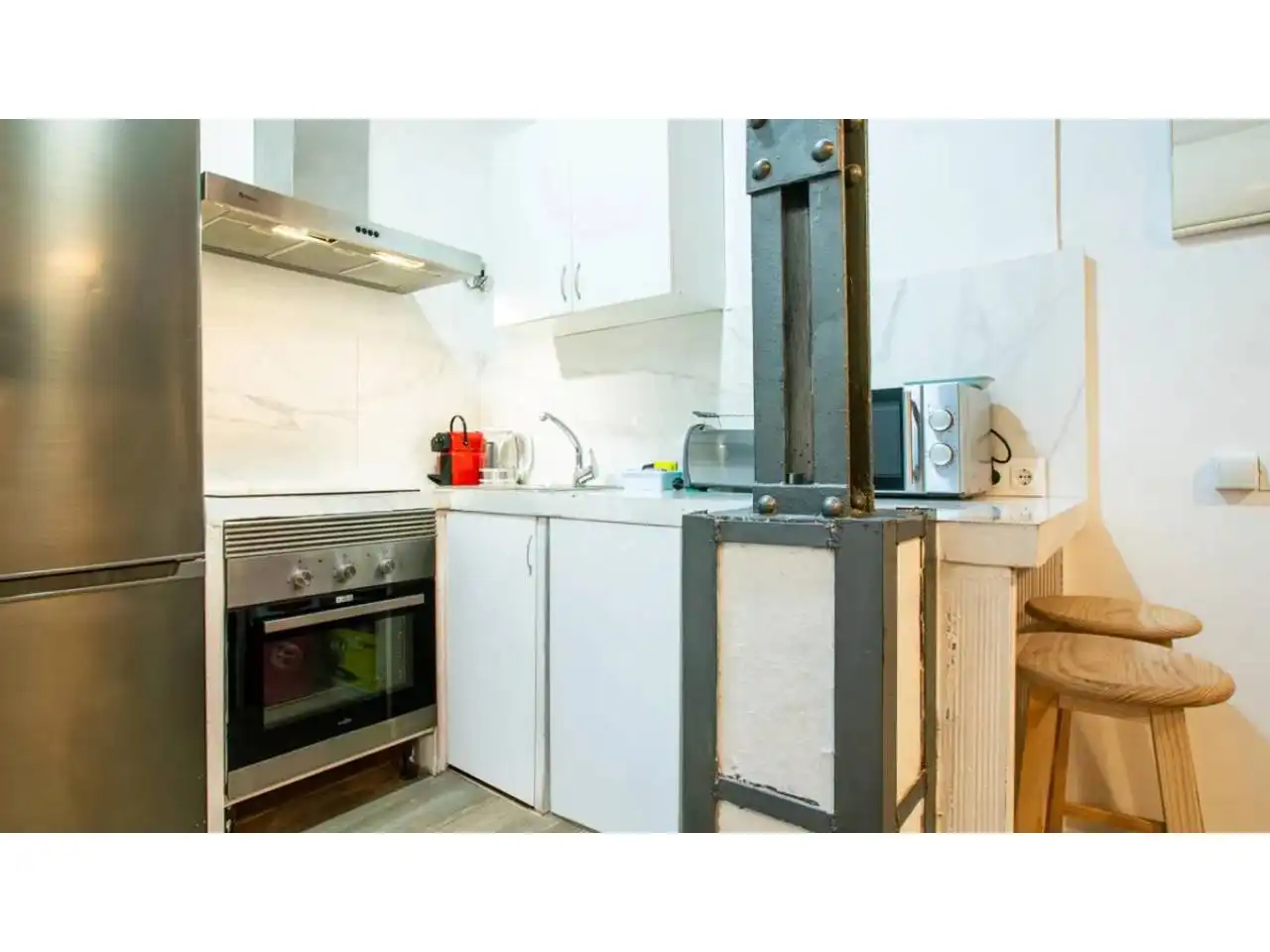 Kitchen of Study for sale in Barcelona  with Parquet flooring