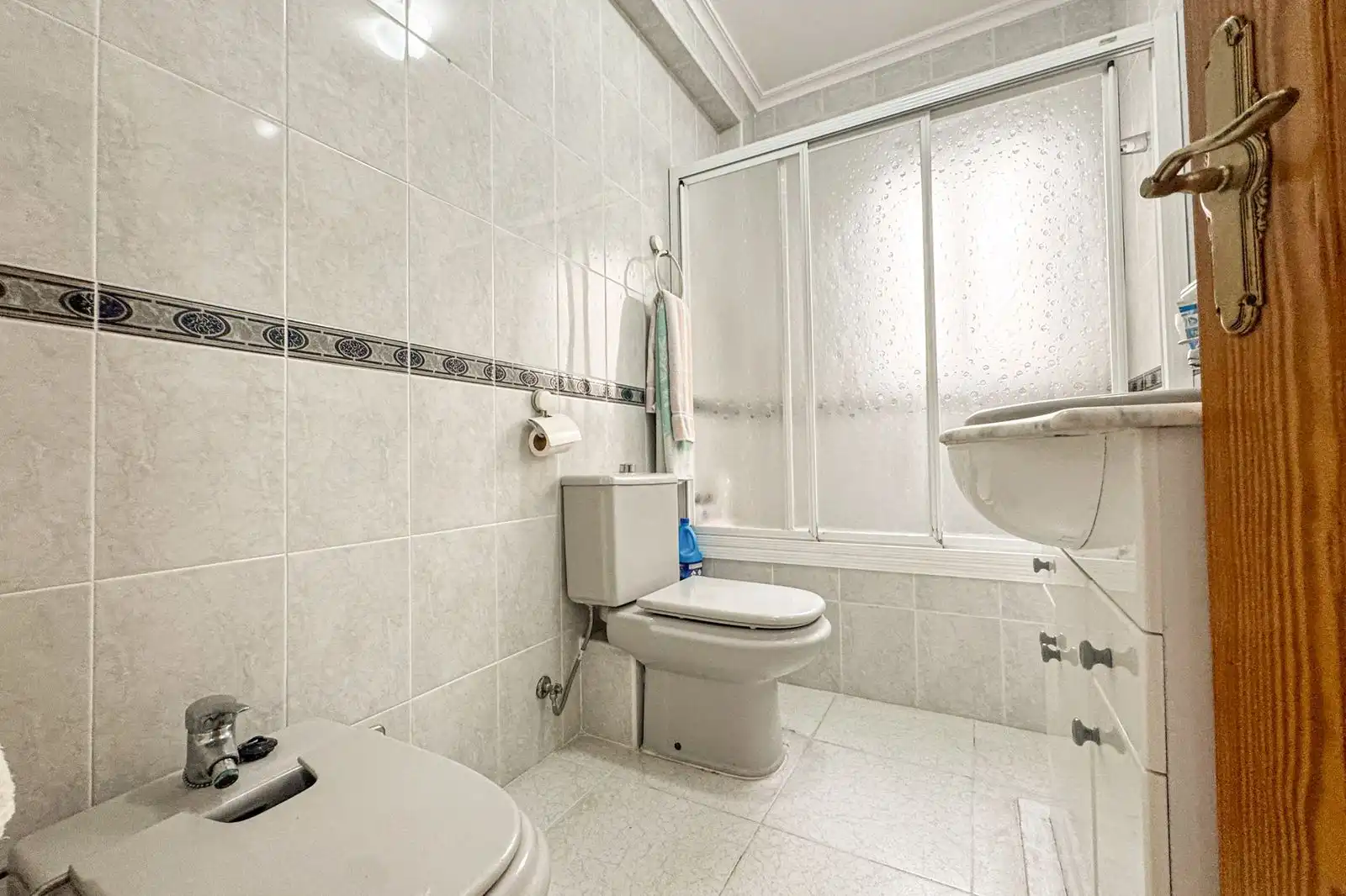 Baño de Piso en venta en Almería con Terraza