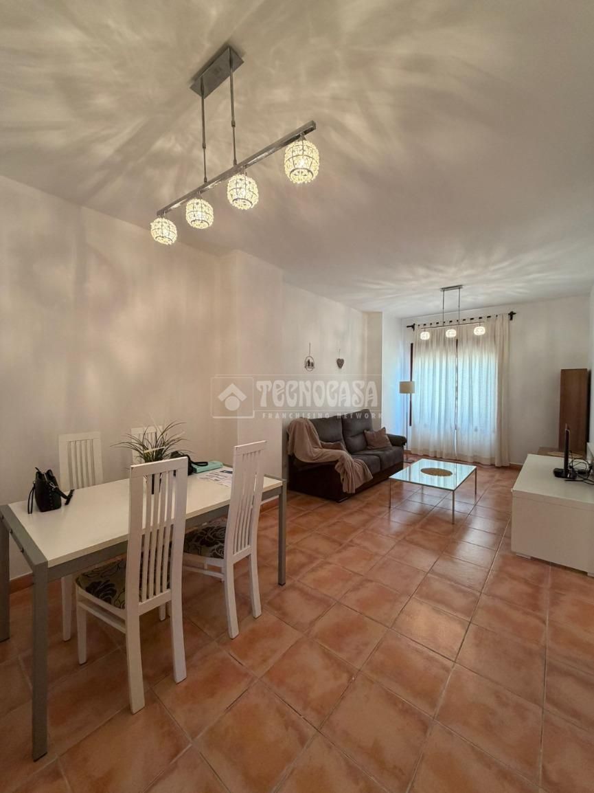 Piso de alquiler en El Junquillo - Vistalegre , Utrera Ciudad