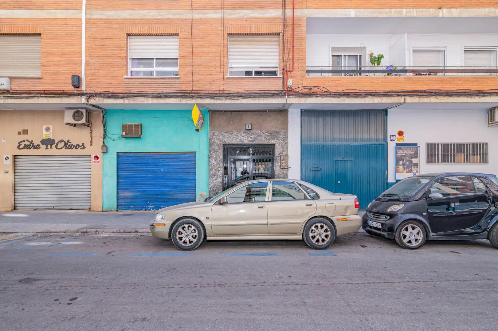 Vista exterior de Piso en venta en Granada con Amueblado