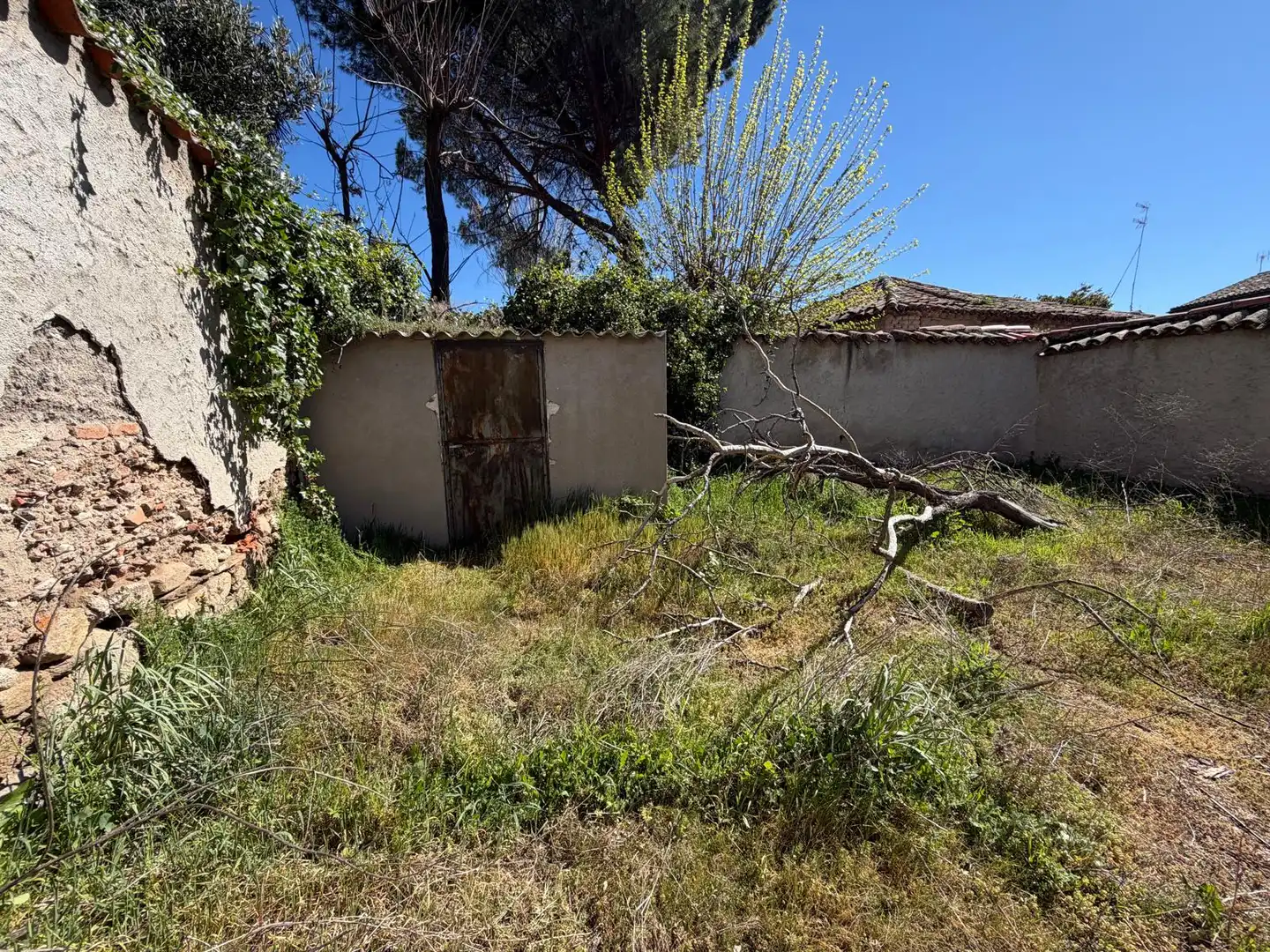 Residential zum Verkauf in Villa del Prado
