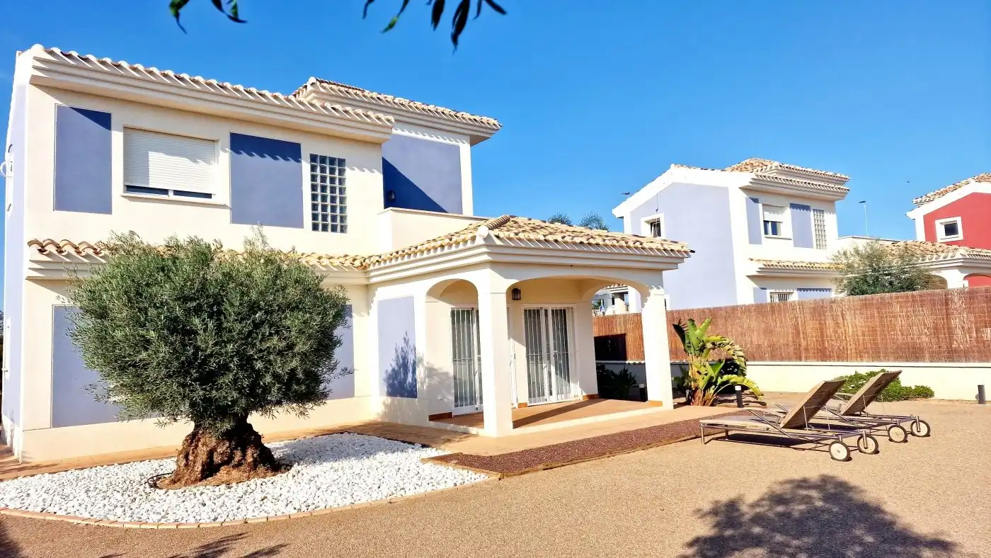 Xalet amb jardí en venda a PURIAS SECTORIZADO RESID, imagen 2