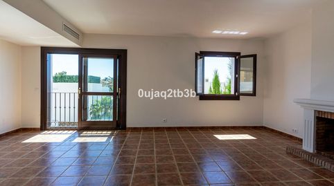 Foto 2 von Einfamilien-Reihenhaus zur Miete in Paraiso - Barronal, Estepona