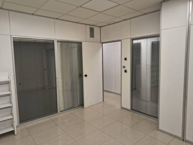 Local comercial en Alquiler en Calle de Pedro Cerbuna en Universidad San Francisco