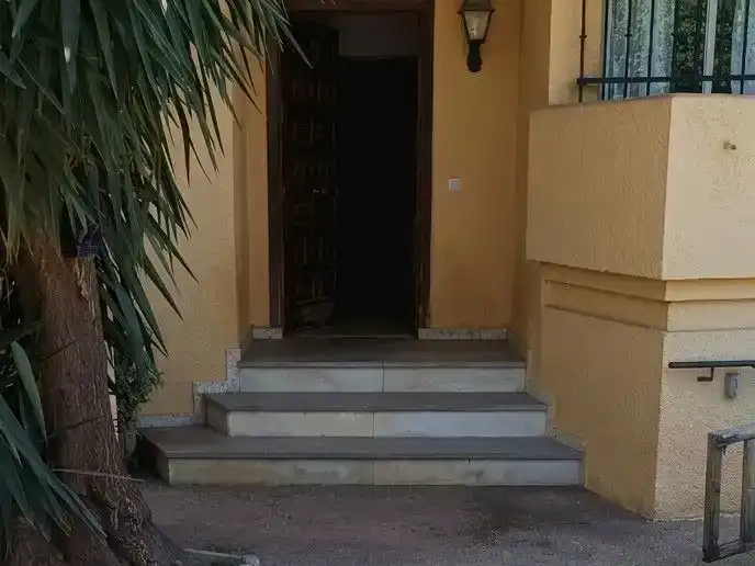 Piso en venta en Carmona con Aire acondicionado, Jardín privado y Parquet