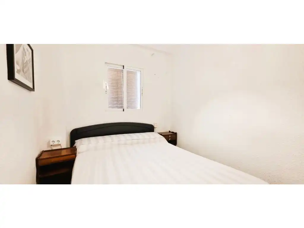 Habitación de Piso en venta en Calles con Aire acondicionado, Balcón y Internet