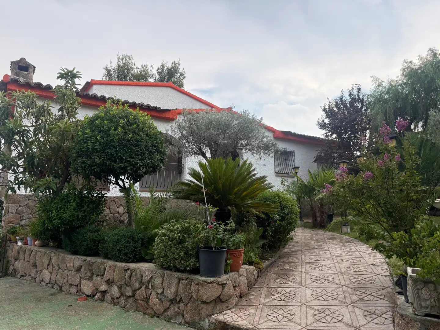 Exterior view of Houses for sale in Villanueva del Pardillo  with Heating, Private garden and Terrace