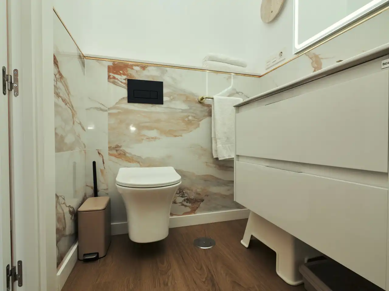 Badezimmer von Wohnungen zum Verkauf in Torrevieja mit Klimaanlage, Heizung und Terrasse
