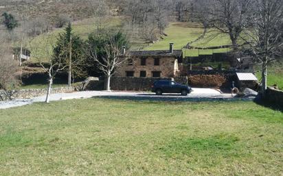 Vista exterior de Finca rústica en venda en Vega de Pas amb Terrassa i Balcó