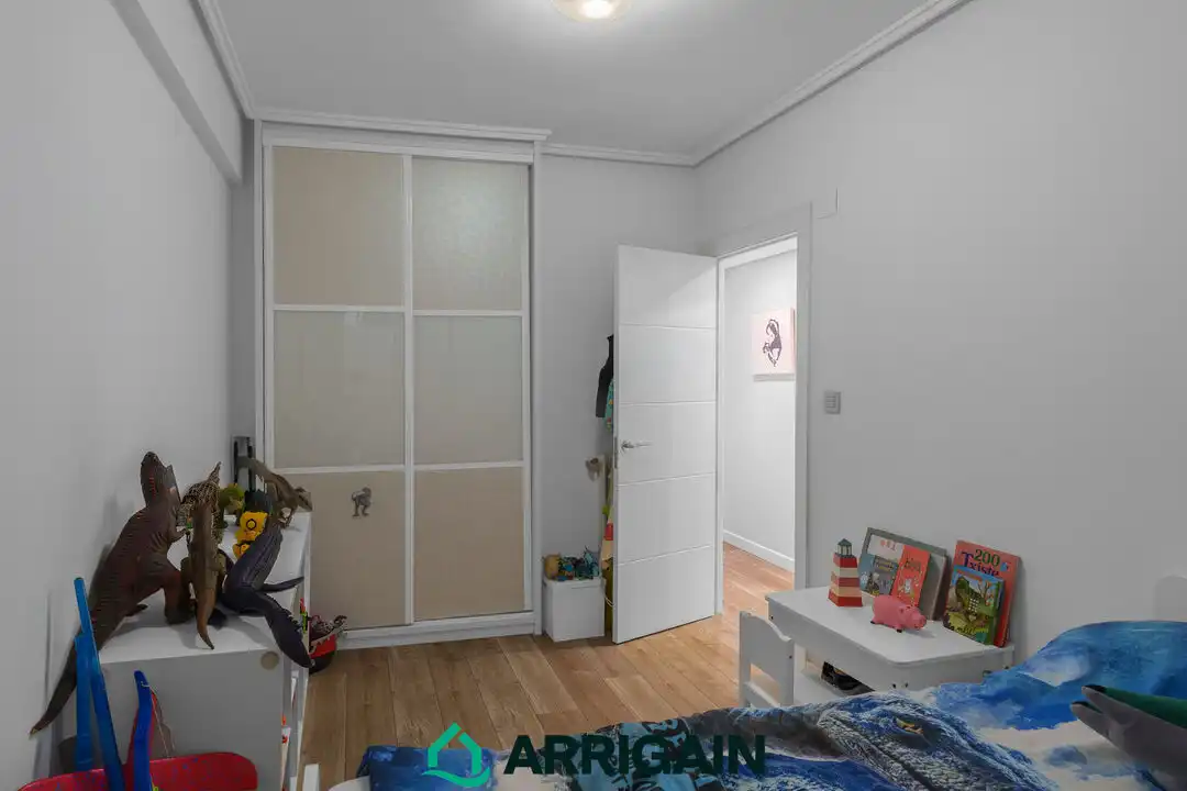 Bedroom of Flat for sale in Donostia - San Sebastián   with Heating and Terrace