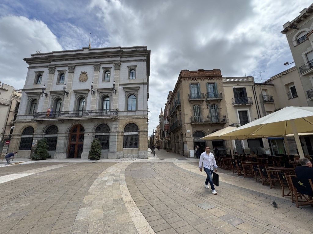 Exterior view of Office for sale in Igualada